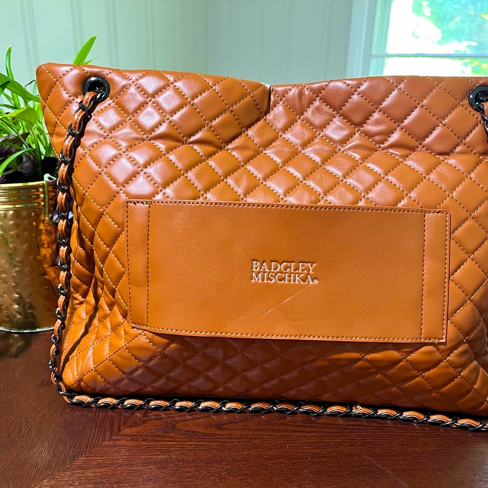 Badgley Mischka Brown Weekender - Picture 2 of 5